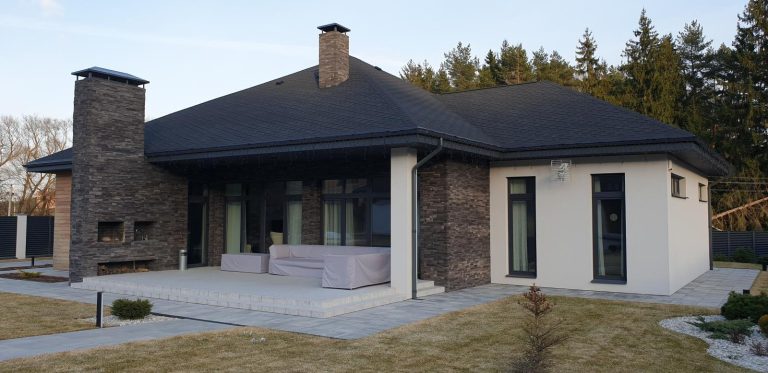 X12 - Projekt domu parterowego o powierzchni 260 m², z garażem, 3 sypialniami i dużym salonem. / 5